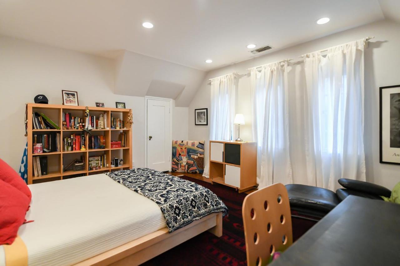 Beautiful Airy Architect-Designed Room And Brand New Private Luxe Bathroom Los Angeles Exterior photo