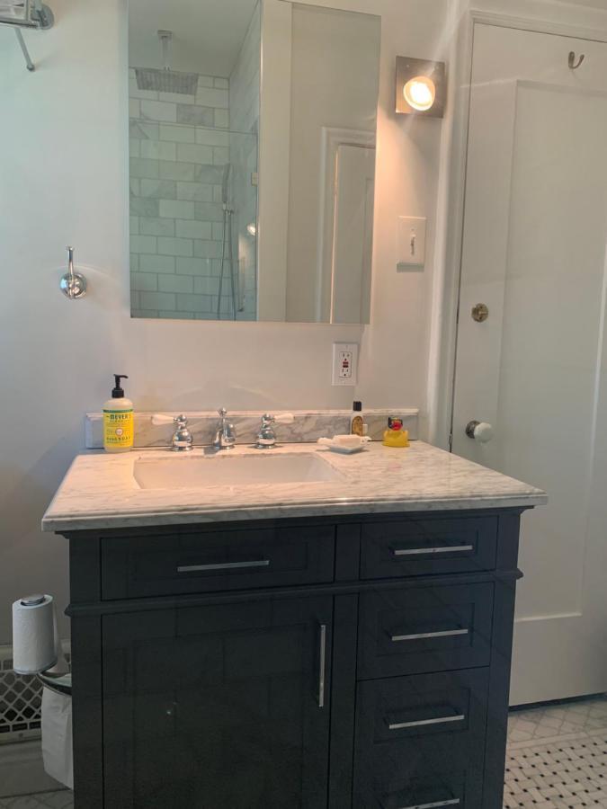 Beautiful Airy Architect-Designed Room And Brand New Private Luxe Bathroom Los Angeles Exterior photo